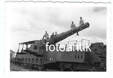 Foto   Frankreich französische Beute Eisenbahngeschütz Riesengeschütz auf Gleis