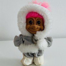 Vintage RUSS Around The World