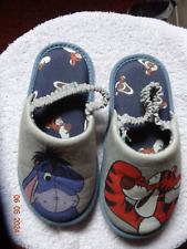 "Winnie the Pooh" Hausschuhe, Gr. 28/29, "United Colors Benetton" NEU