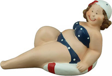 Deko Figur Mollige Badenixe