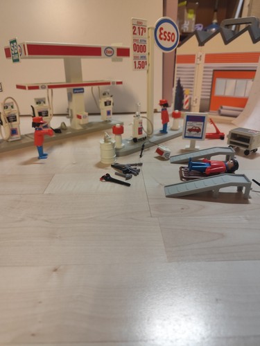 Playmobil esso tankstelle ist - playmobil,