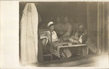 Foto Ak Soldaten im Lazarett