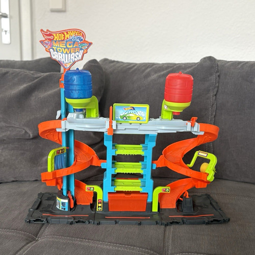 Hot wheels city - hot,