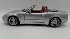 Maisto Maserati Spyder  / silber | 1:18 | Modellauto