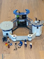 PLAYMOBIL City Action Polizeistation mit Gefängnis