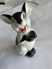 Rosenthal lachender Hase schwarz bemalt