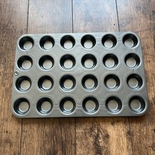 The pampered chef mini - 24,