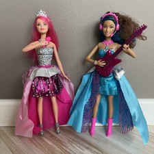 Barbie und die Prinzessin im Rockstarcamp Puppen Mattel?? Courtney und Erika