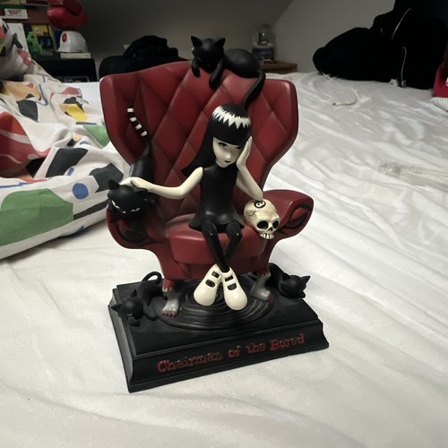 Emily the strange figur - emily,