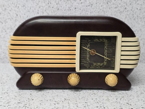 Vintage tube radio - vintage,