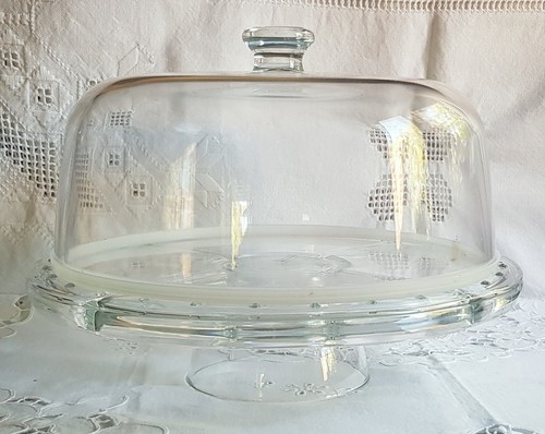 Etagere mit glaskuppel - etagere,
