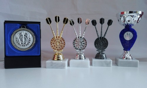 Dart pokale mix - dart,
