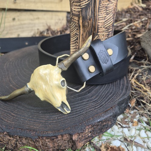 Western long horn - long,
