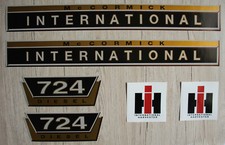 IHC / Mc Cormick Aufkleber