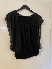 Sportlich-elegantes Oberteil