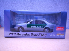 Sunstar Mercedes 1:18 E 320