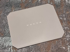 1x Volvo Eiskratzer 120x100mm 50% aus zertifizierten recycelten Materialen NEU