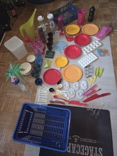 100tlg.  XXL Plastik Kunststoff Geschirr Set Camping Kleingarten Konvolut 