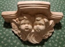 Wandkonsole mit zwei Engeln, Gips, 28x11 cm