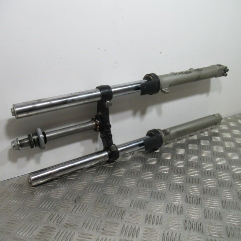 Gabel yamaha 600 - yamaha,