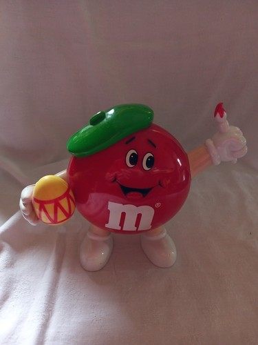Spender mit osterei und - m&m,