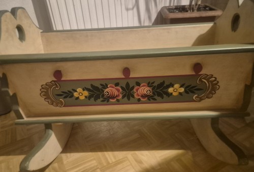 Babywiege aus holz - aus,