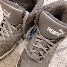 Gay Used Sneakers PUMA