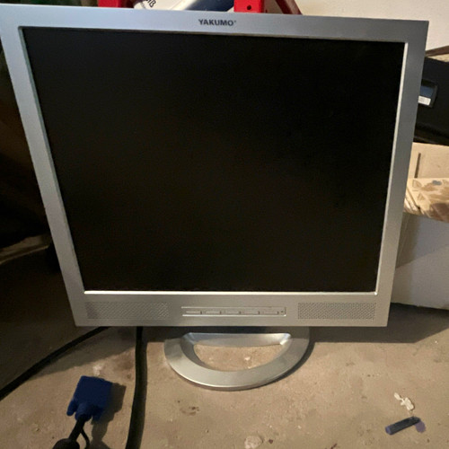 Yakumo zoll tft monitor - 17,
