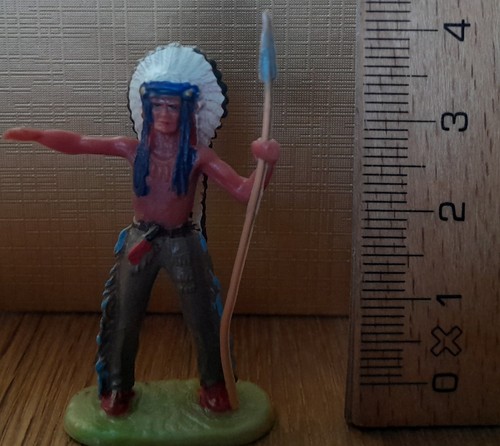Mit speer trapper indianer - ,
