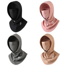 Skimaske bei kaltem Wetter