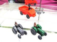 WIKING - ALTES UNIMOG ( LEUCHTORANGE ) + TRECKER - KONVOLUT FÜR BASTLER