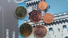 1 Euro, 20,50 und 1- 5 Cent Kursmünzen San Marino 2015, lose,geringe Auflagezahl