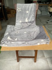 Bettwaesche 2m x 1.40m + Kopfkissen 80x80 - beides mit Reissverschluss