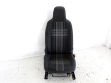 1S0881045N Sitz Vorne Rechts