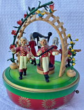 ??? Spieluhr Steinbach, 50er, festliche Musikanten  ???