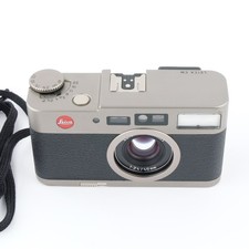 Leica CM Summarit 2.4/40mm Film Camera