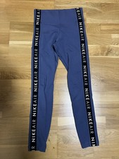 2 Leggings Und 3 T-Shirts für Kinder, Größe S, Nike, Lacoste