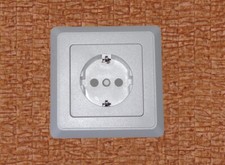 Steckdosenversteck Rohrtresor