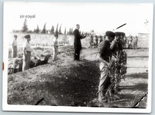 Marinepfarrer betet das