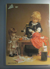 80er Jahre 40 Schnittmuster Puppenkleidung für Puppen / 2 Körperschnittmuster