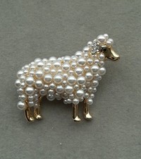 Schaf Brosche Gold Perlen