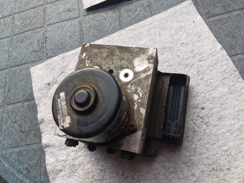 Abs hydraulikblock 8n0614517b - hydraulikblock,