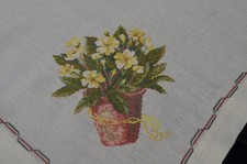 Handarbeit dänische Kreuzstichdecke 90 x 90 auf Leinen siginiert ER 2000