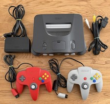 Nintendo 64 Spielkonsole (NUS-001) + 2 Controller und Kabel | N64 | Schwarz