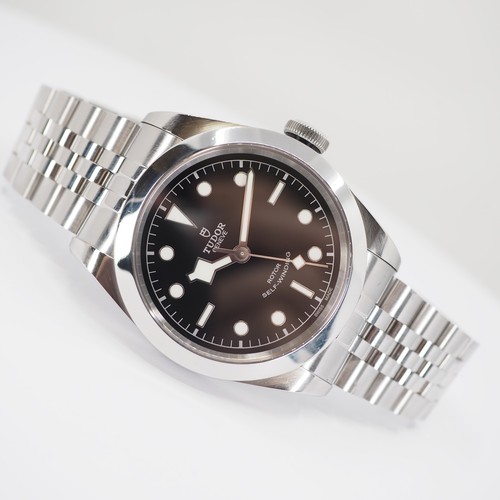 Tudor black bay automatik - black,