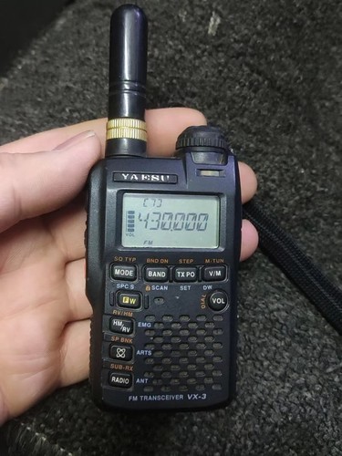 1pcs yaesu walkie - 1pcs,