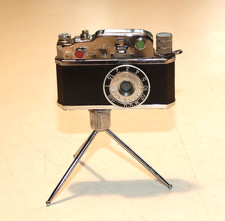 Feuerzeug FOTOAPPARAT  K.K.M.  Kamera mit Stativ vintage