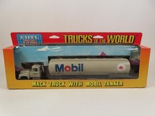 Ertl #1443 Mack Truck mit Mobiltanker, 99% MIB!