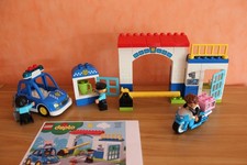 Lego Duplo Polizeistation 10902 komplett und gereinigt plus Motorrad