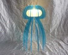 Tischlampe Modell "Qualle"